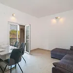 With Parking Space Splitska, Brac - 21974 Appartement Splitska