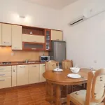 Appartement With Parking Space Splitska, Brac - 21974
