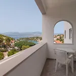 Appartement With Parking Space Splitska, Brac - 21974 Splitska